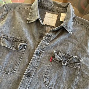 Levi’s Vintage Denim Shirt Unisex Size Large